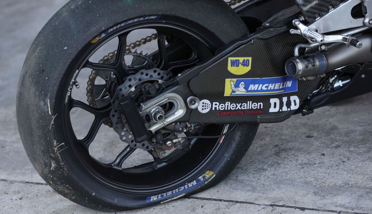 Marc Márquez: "Ha sido muy raro, me siento afortunado de no haber salido volando"