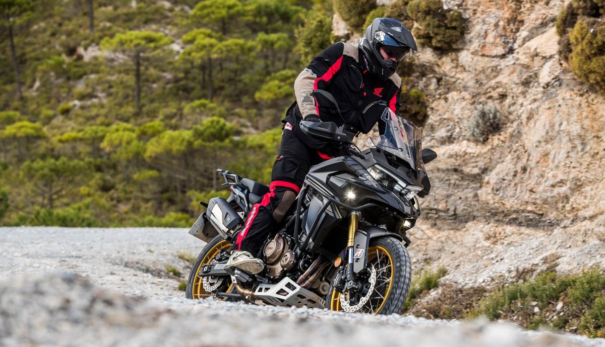 Prueba de la Voge 625 DSX en el Master Trail Test, una tr...