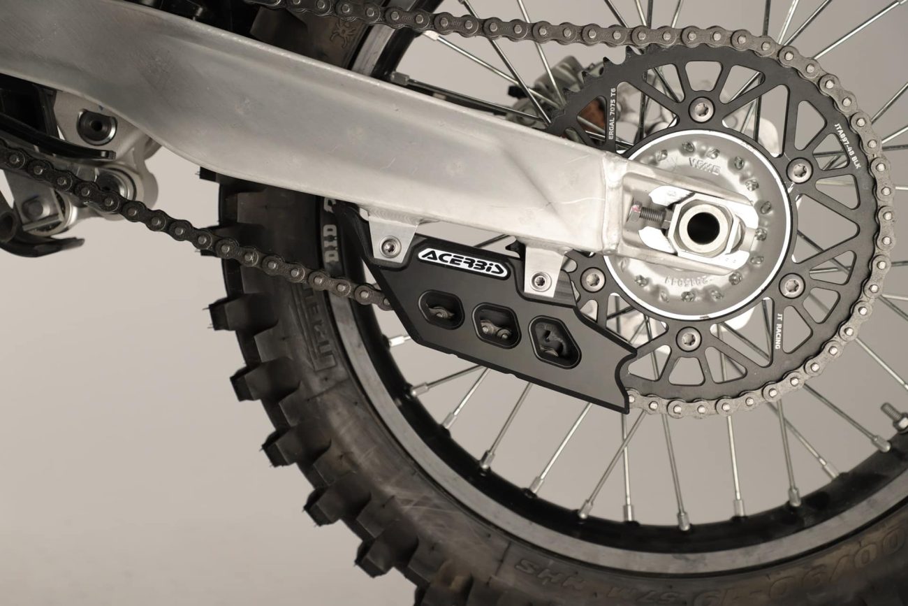 Gama de tensores de cadena Race de Acerbis: alto rendimiento para el off-road más extremo