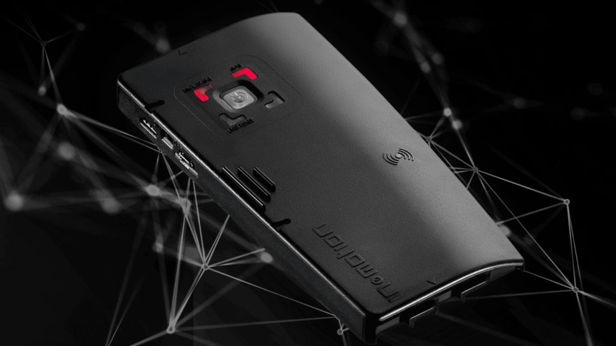 El pago mensual de software llega a la moto y con un equipamiento de seguridad que puede ser obligatorio