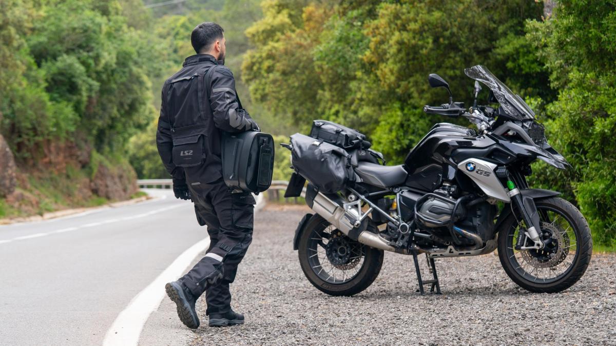 LS2 amplía su universo con una gama completa pensada para acompañarte en cada nueva experiencia sobre la moto