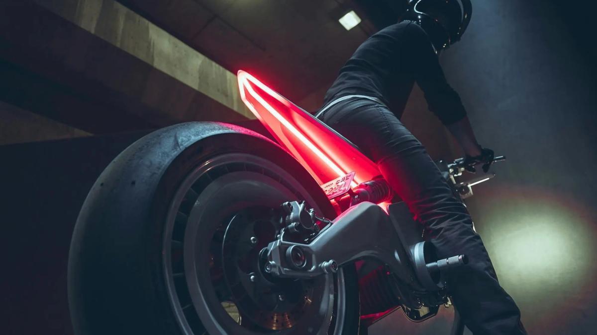 Las motos que llegan del futuro pero que son del presente, deportivas eléctricas para soñar