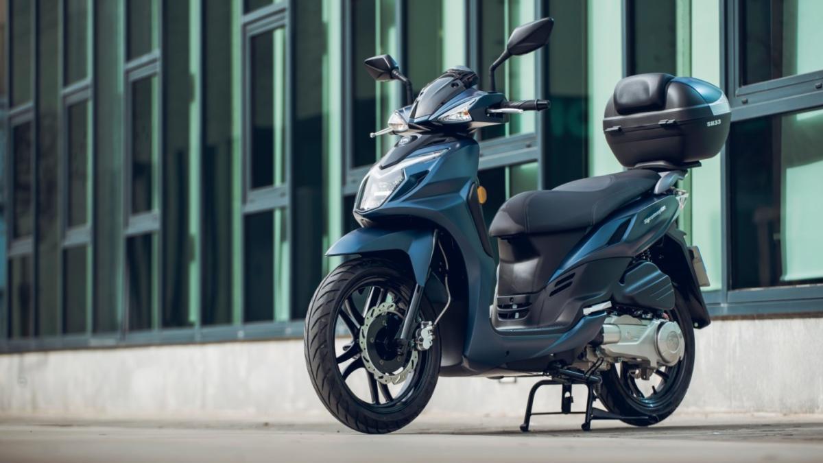 Llega el scooter superventas de SYM para el carnet de coche, renovado y más equipado, el Symphony SR 125 2026