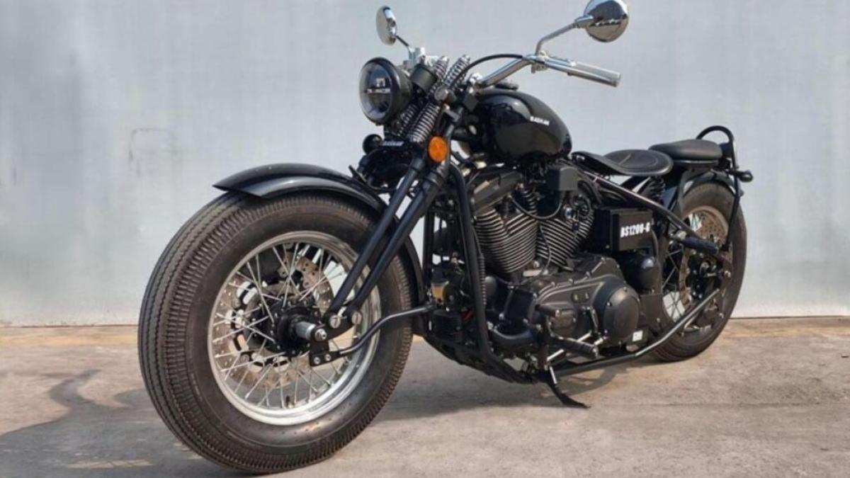 En China hacen réplicas de las motos custom americanas de estilo retro, pero muy réplicas