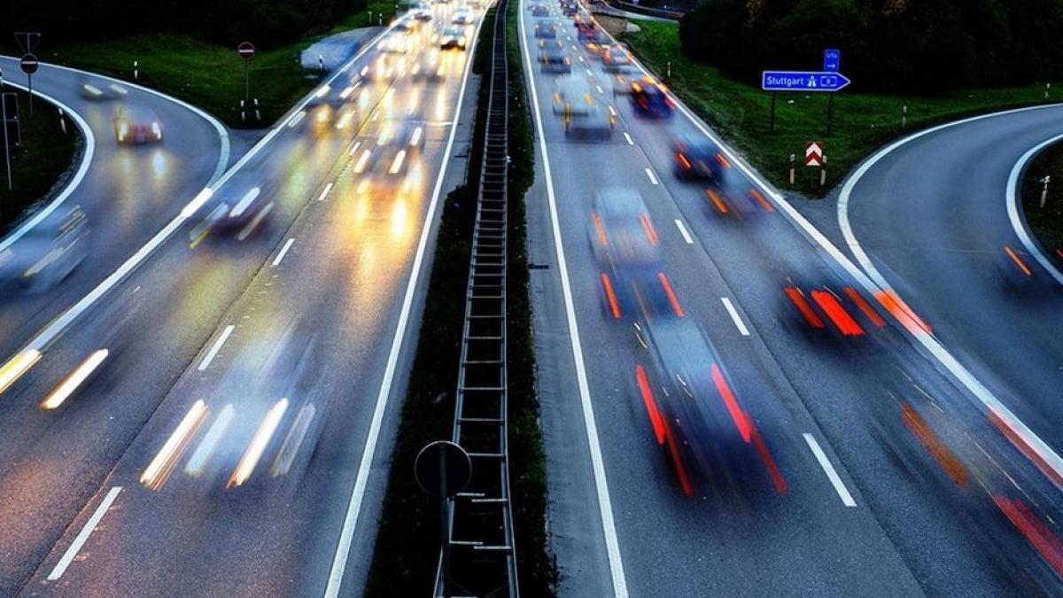 ¿Fin de la velocidad ilimitada en las autopistas alemanas? La mayoría cree que debería ser así