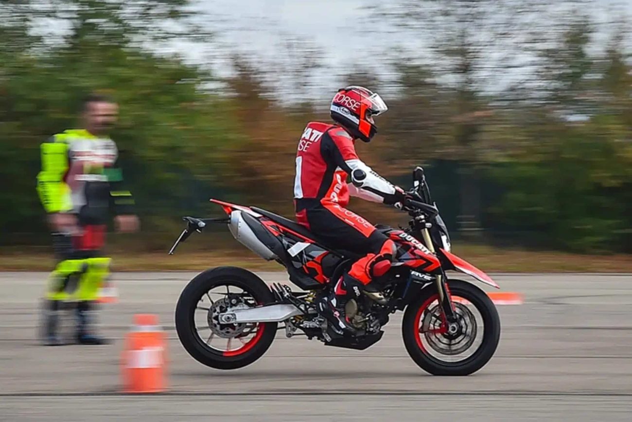 Evitar accidente en moto