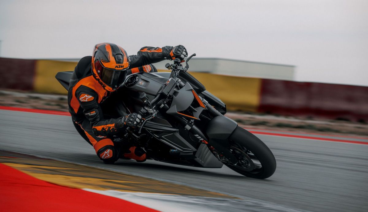 KTM 1390 Super Duke RR Track, 100 unidades solo para circ...
