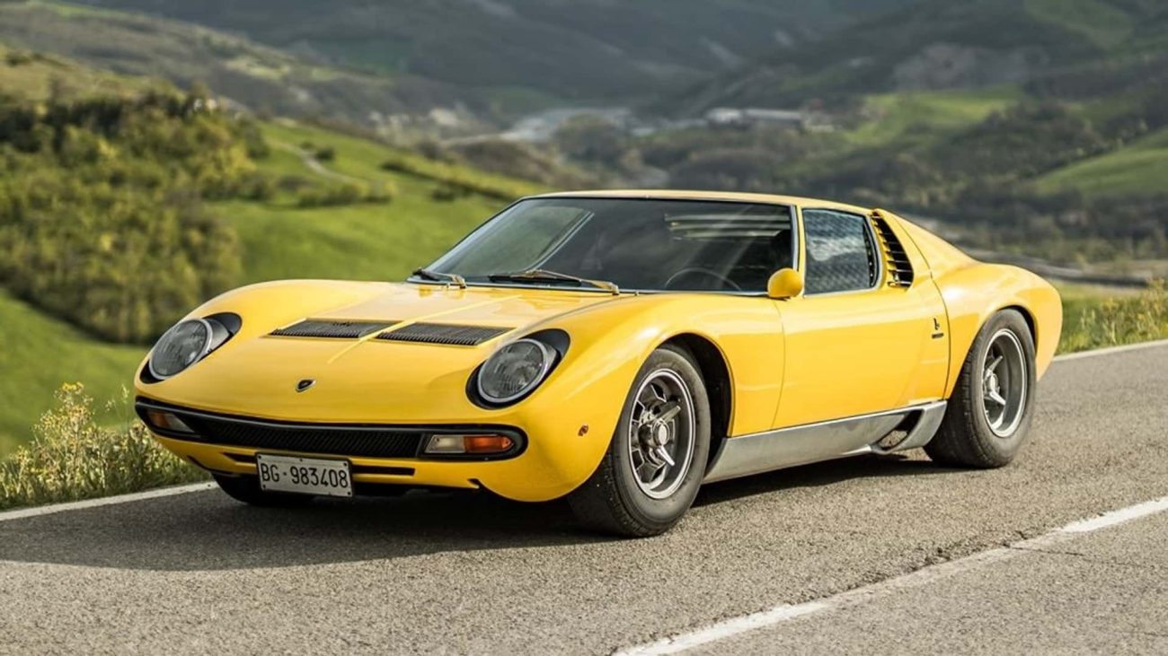 Lamborghini podría rendir homenaje al Miura con un Revuelto especial