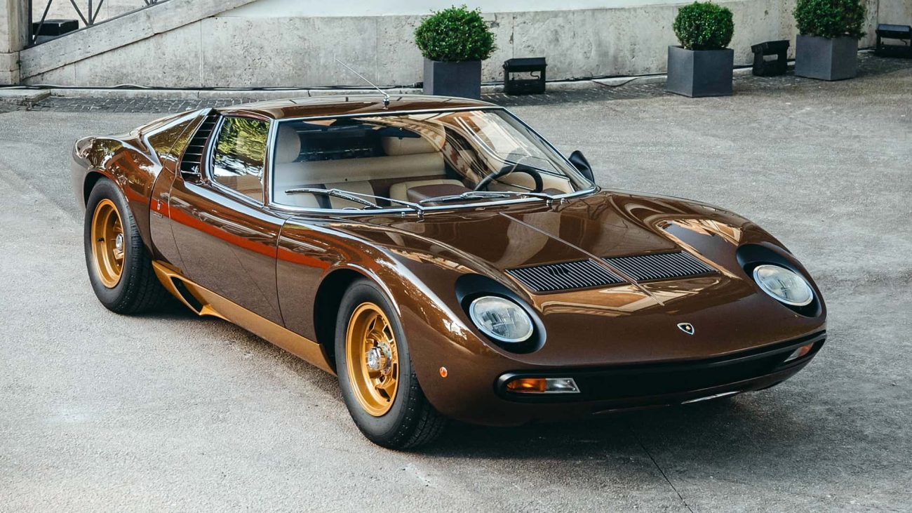 Lamborghini presenta un Miura SV de 1972 magníficamente restaurado