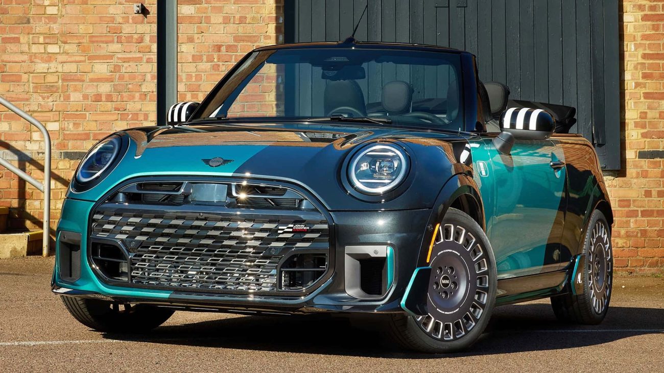 Este MINI JCW Cabrio, verde y negro, es el más exclusivo del mundo