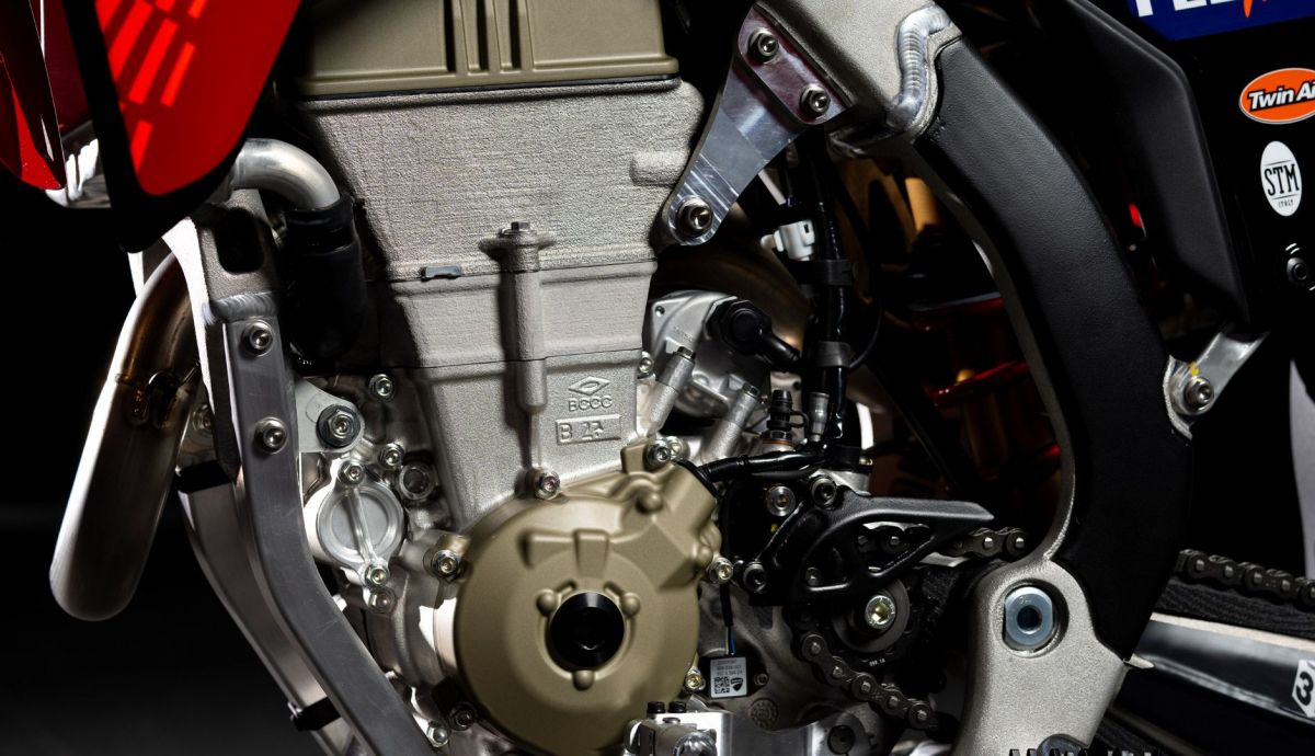 Motor desmodrómico: ventajas y desventajas para el motocross