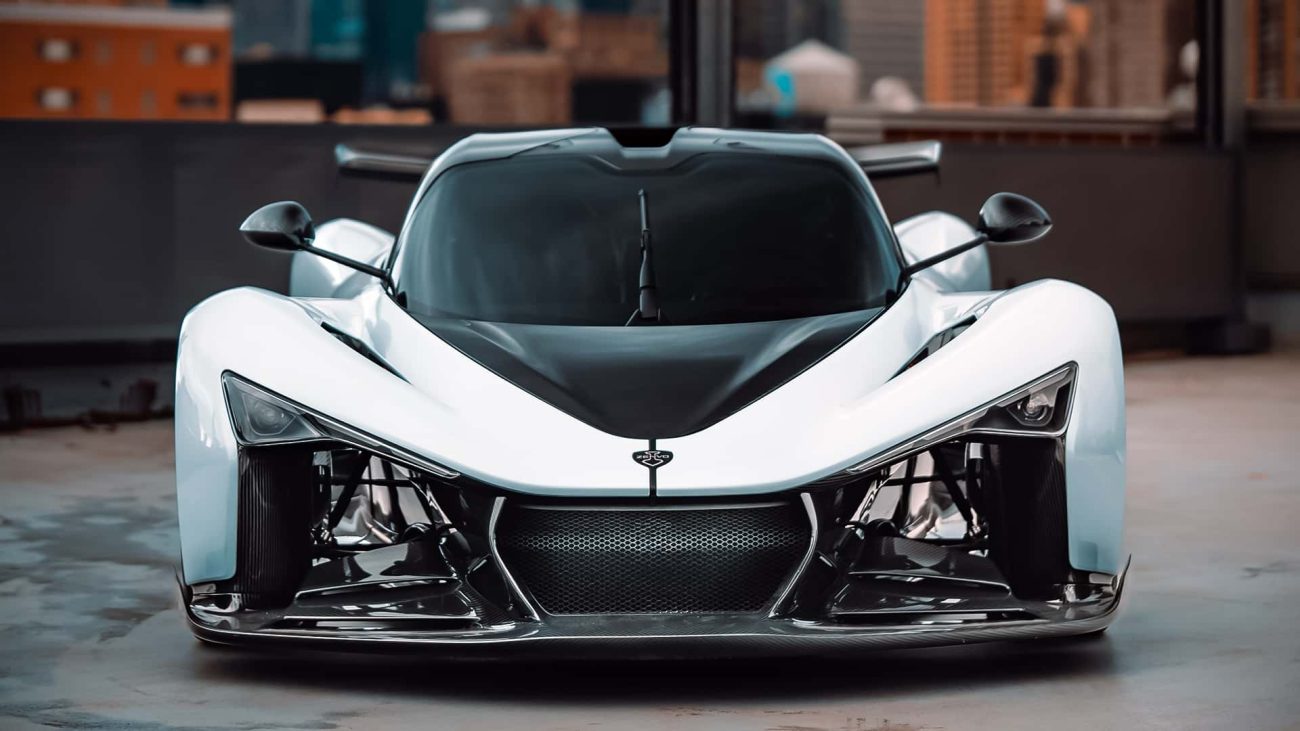 'Dinamita danesa' con motor V12