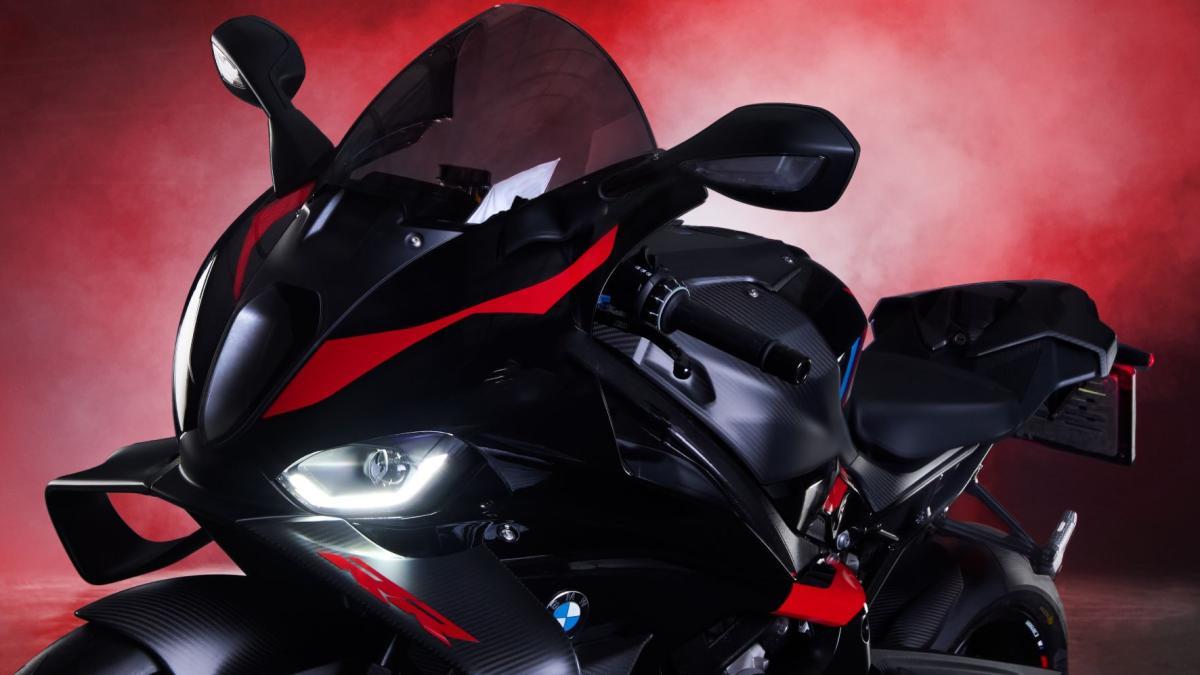 Llegan las motos superbike más exclusivas de BMW en edición M2 muy limitada a juego con su superdeportivo M2 Coupé