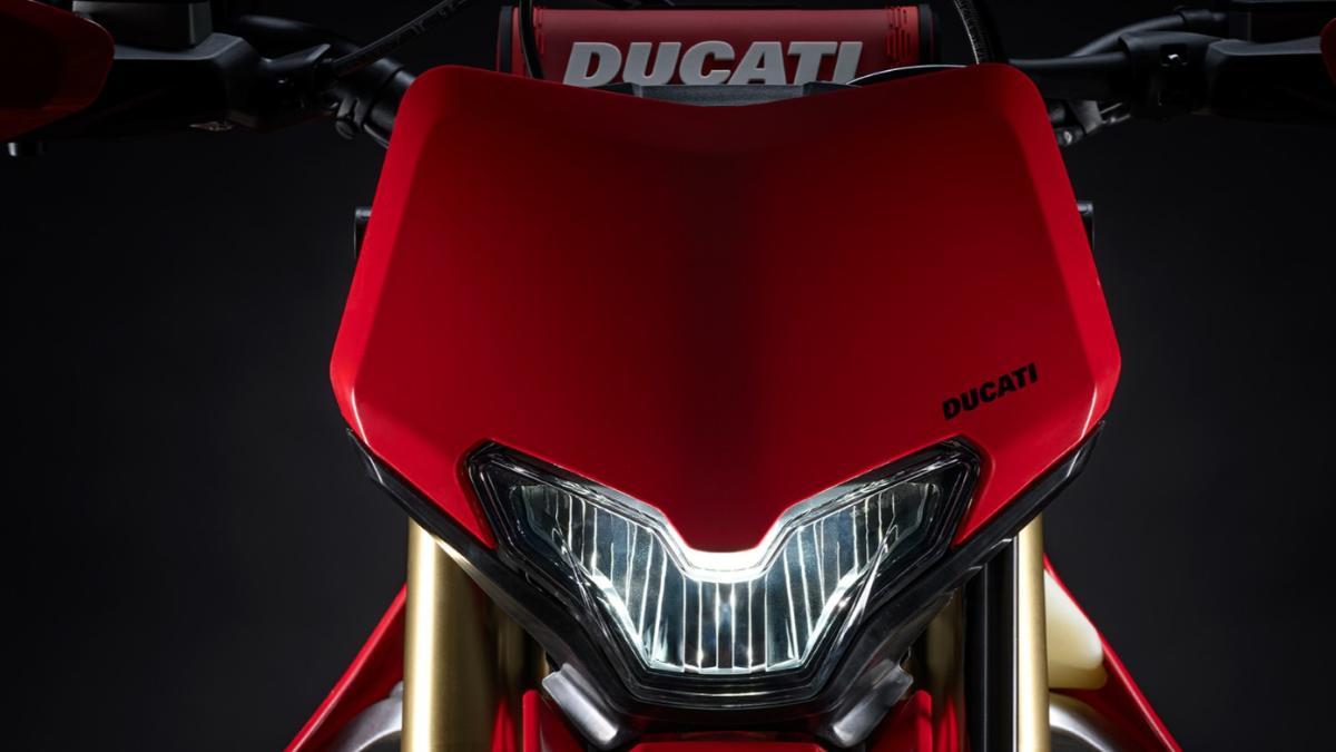 Pronto veremos la primera moto de off road matriculable de Ducati, y será una bestia