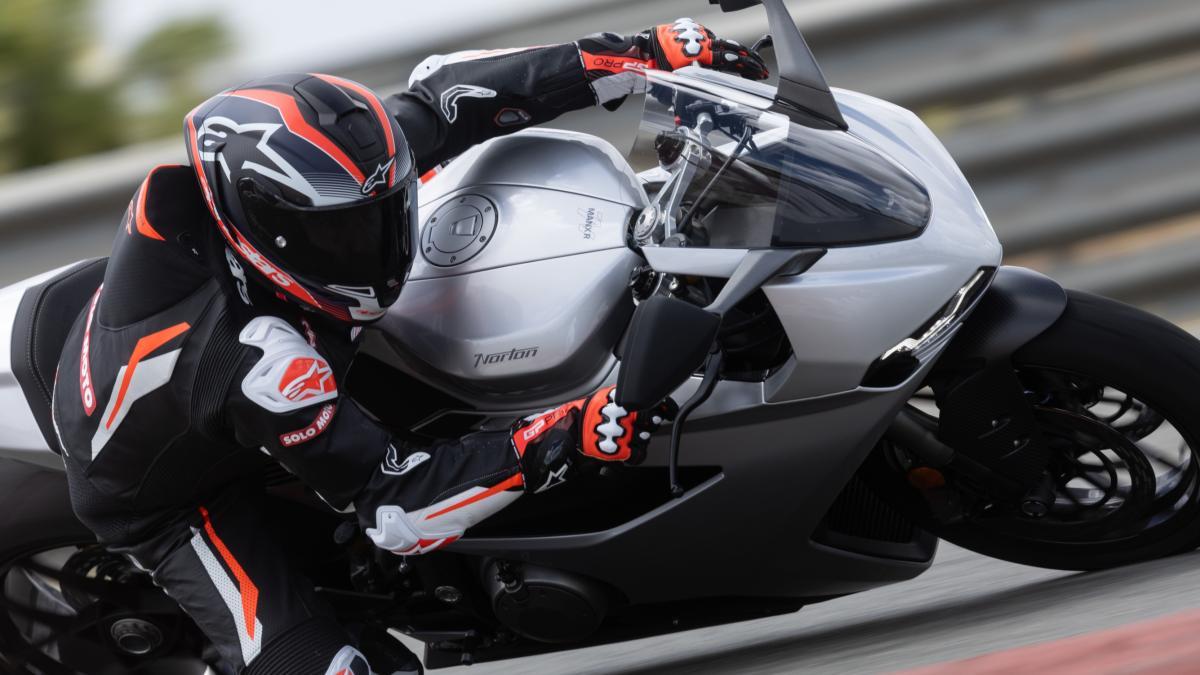 Prueba de la Norton Manx R: Superbike, Premium y británica, ¿qué más se puede pedir?