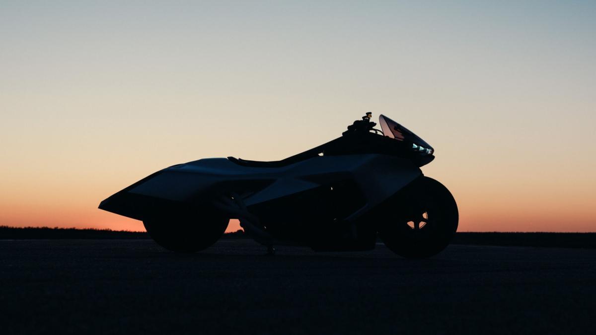 Todas las fotos de la brutal y futurista BMW Vision K18