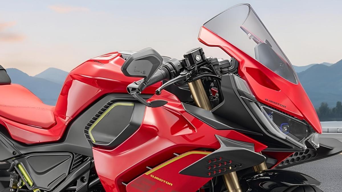 Llega la moto superdeportiva para el A2 con pinta de superbike, la QJ Motor SRK 300 R1