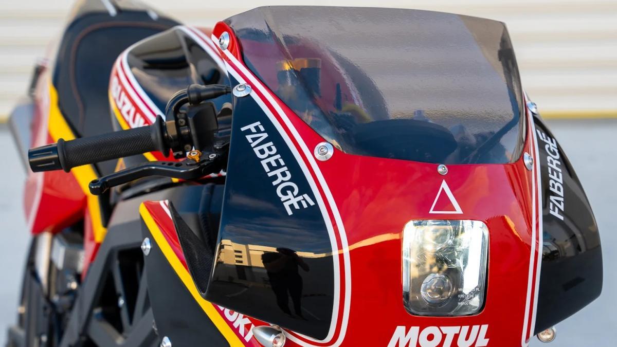 Una moto ‘Retro Racer’ con alma de GP500 de los 80, la Suzuki SV650 de Purpose Built Moto