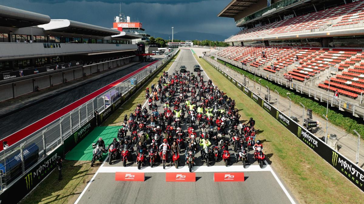 Un siglo de pasión sobre dos ruedas invade el Circuit de Barcelona-Catalunya