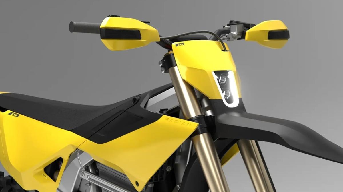 Llega una nueva moto offroad de 70 CV rival de la española Stark Varg, la Radian EXR