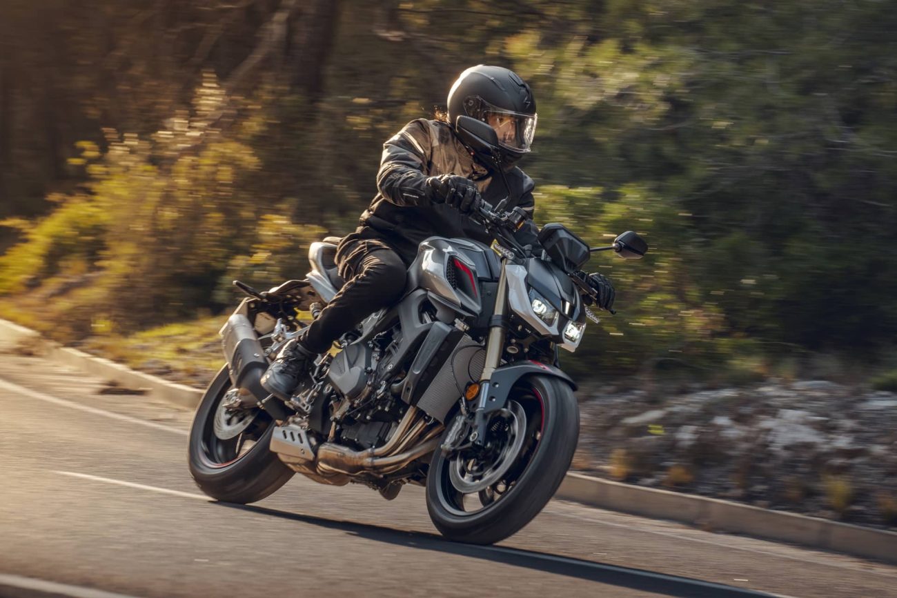 Tres motos, 4 cilindros y de 95 a 129 CV: QJ Motor sube el nivel con su familia SRK
