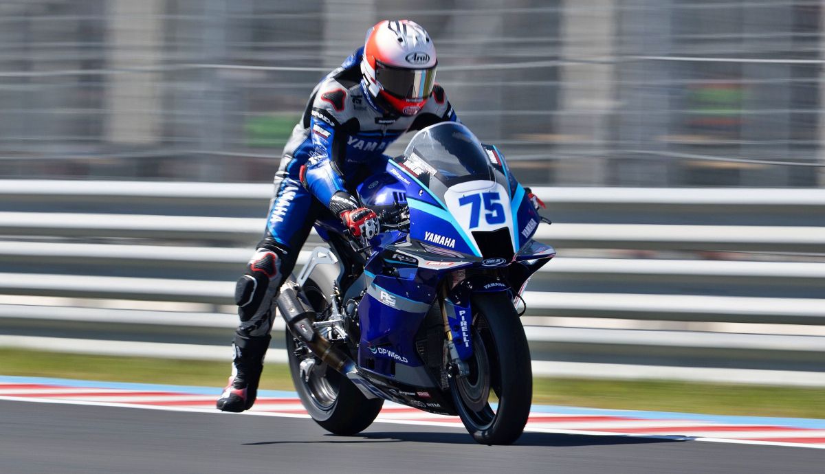Albert Arenas gana para ser más líder y primer podio de Roberto García en Supersport