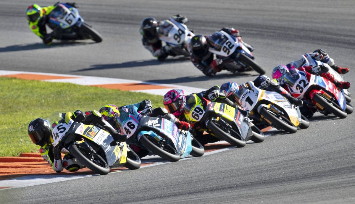 Horarios TV carreras CEV MotoJunior Barcelona Catalunya 2026
