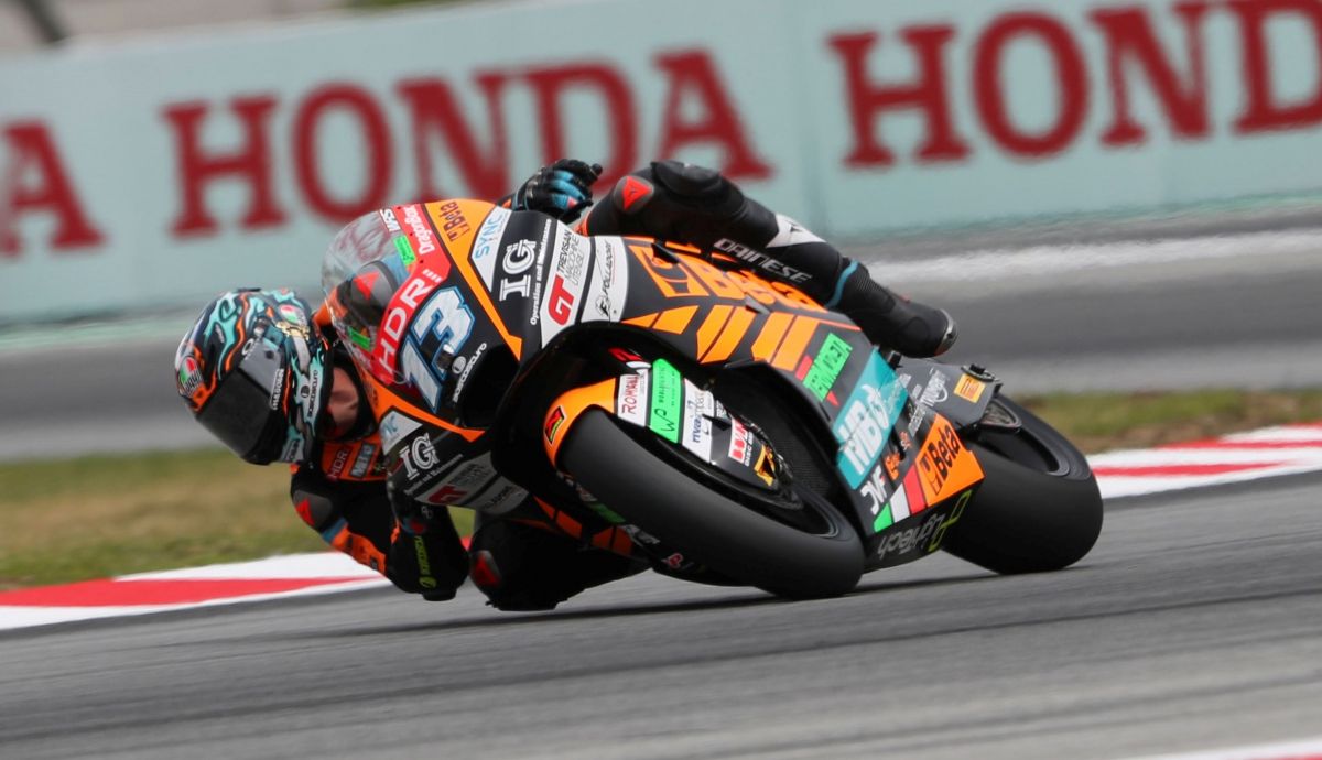 Celestino Vietti se lleva la pole de Moto2 en Catalunya con Manu González en primera fila