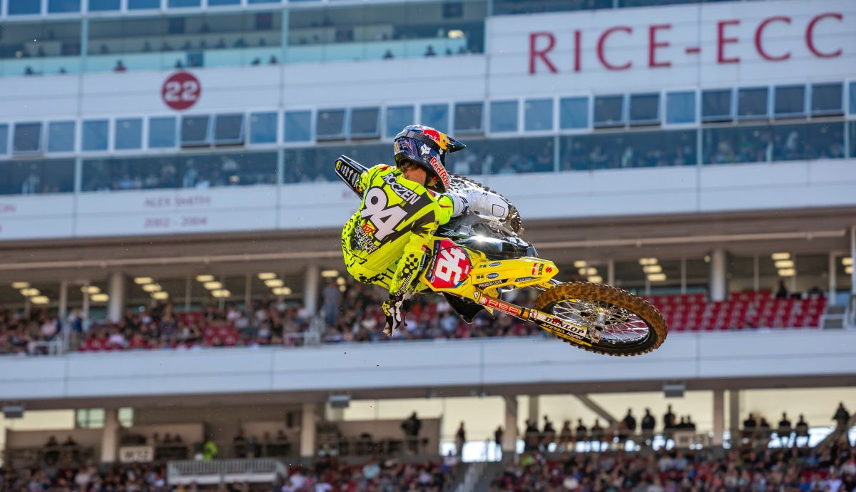 Ken Roczen campeón AMA Supercross 2026 y Jorge Prado podio