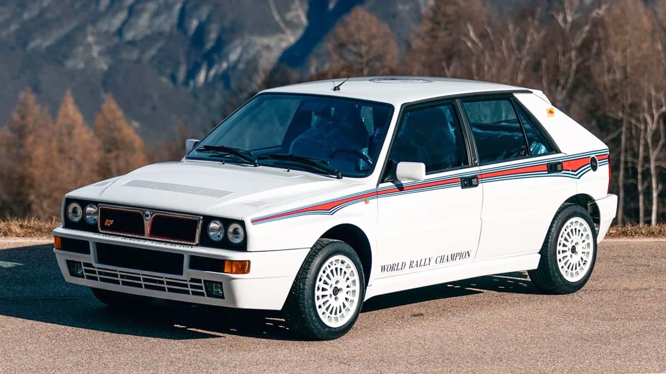 Este Lancia Delta Integrale, con los asientos aún envueltos en celofán, vale 375.000 euros