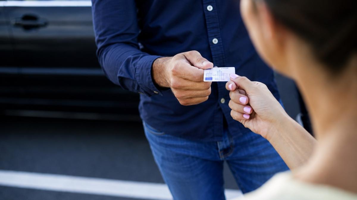 El carnet de conducir por puntos ha salvado más de 10.000 vidas en 20 años, estima la DGT