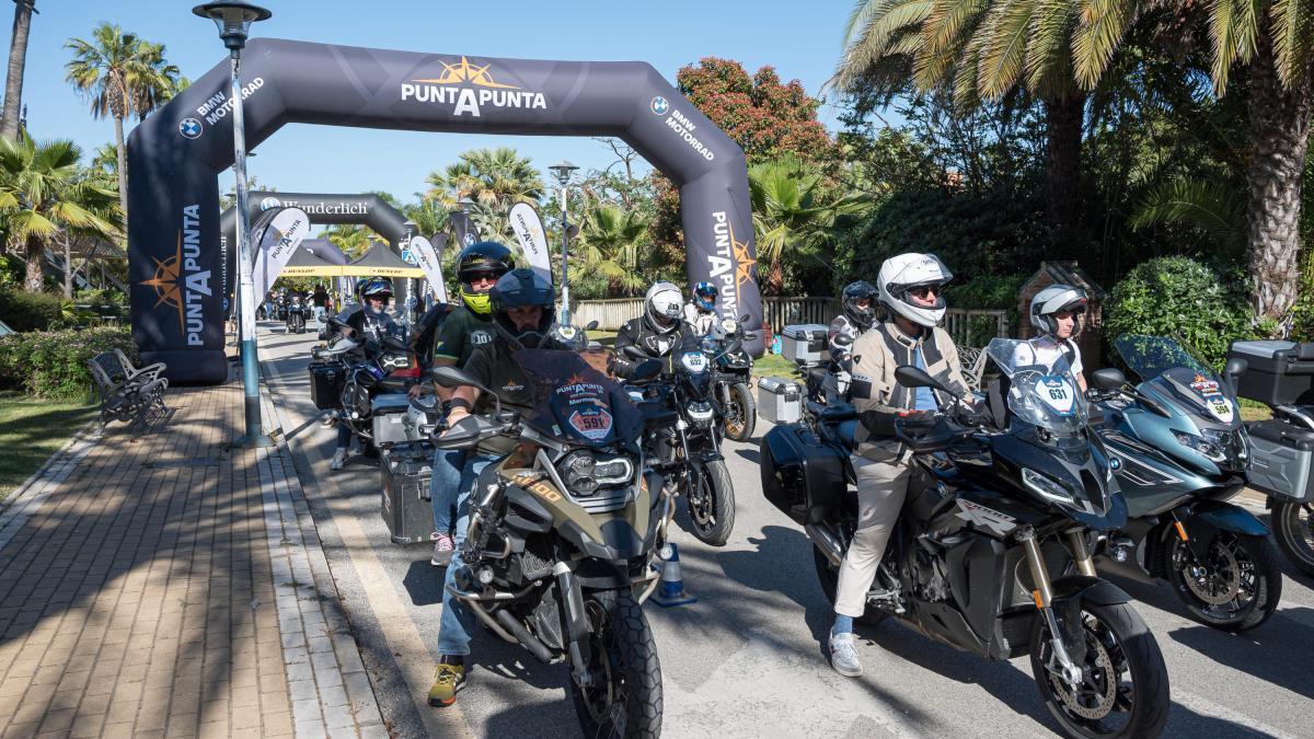 ¿Qué ocurre cuando juntas a 900 motoristas y les pones 1.200 kilómetros por delante? El puntApunta 2026 tiene la respuesta