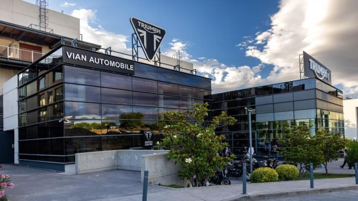 El norte de Madrid se vuelve un poco más británico con la llegada del nuevo concesionario Triumph de Alcobendas
