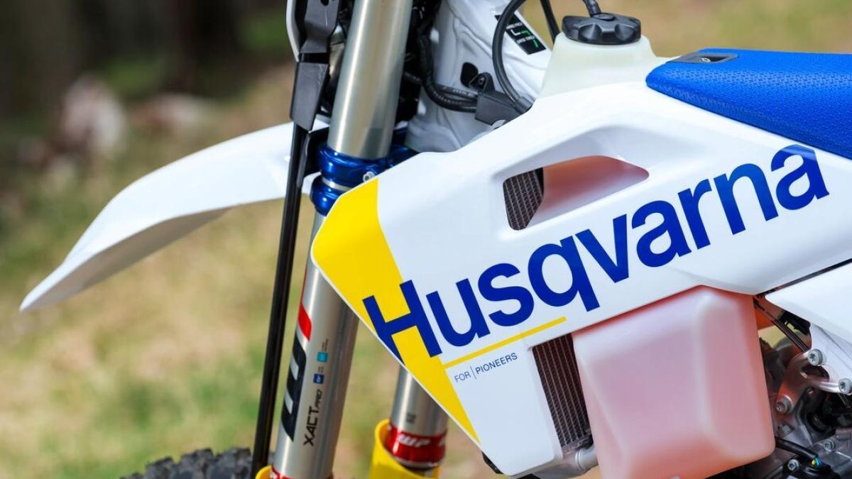 Husqvarna muestra su gama de enduro para 2027: máxima tecnología y nuevos acabados