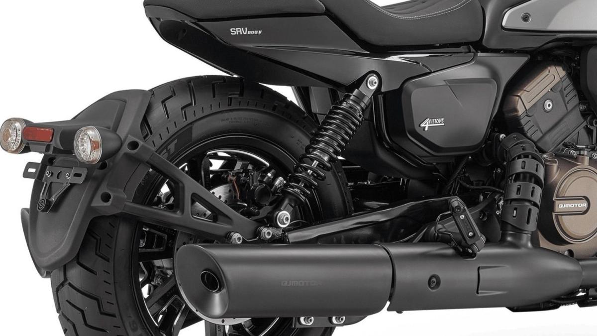 A la venta en nuestro mercado la moto custom A2 con motor V4 a precio de risa, la QJ Motor SRV 600V