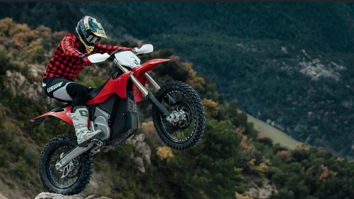 Llega lo único que les faltaba: todas las Stark Alpha dispondrán de control de tracción ajustable... ¡sin moverse de casa!