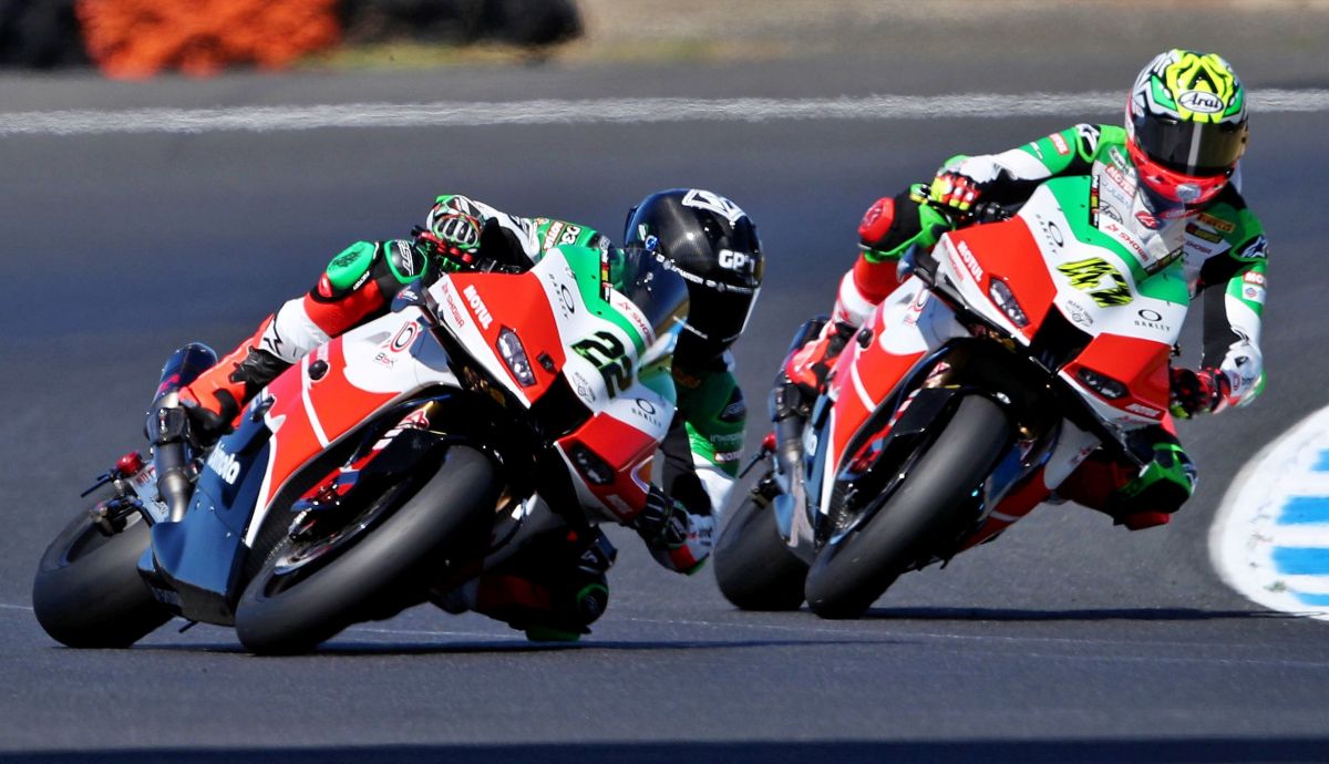 Alex Lowes y Axel Bassani renuevan con Bimota para WSBK 2027