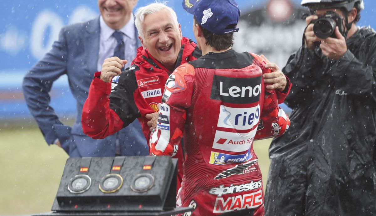Mela Chércoles: "A Tardozzi se le saltaban las lágrimas, la gente no sabe cómo está Marc Márquez"