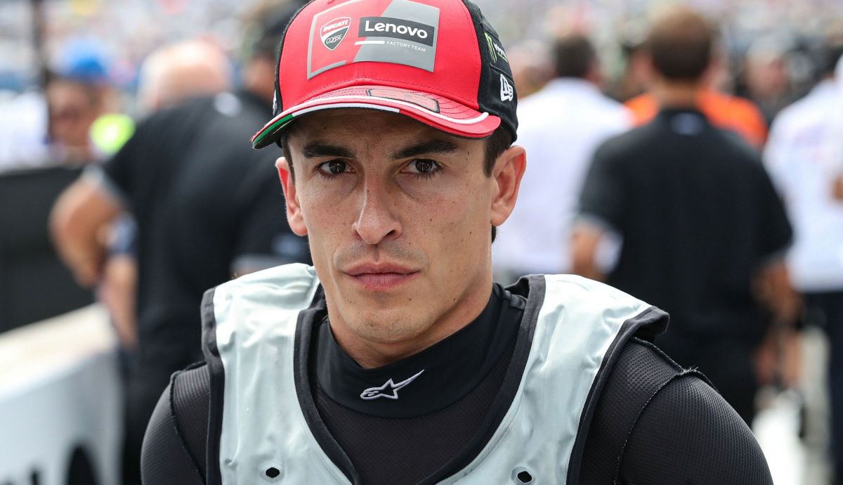 Marc Márquez: "Hay dos Ducati delante, la moto tiene más"