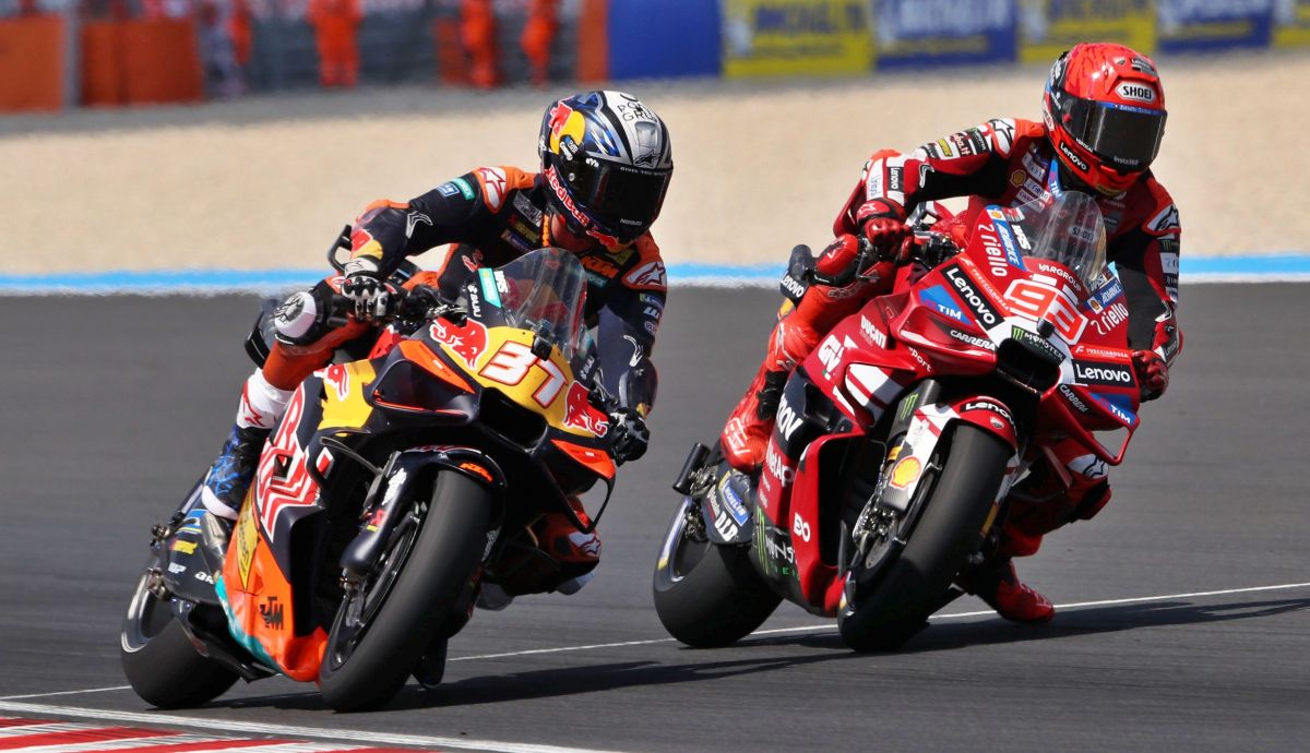 Pedro Acosta se rinde ante Marc Márquez: "Si no es el GOA...
