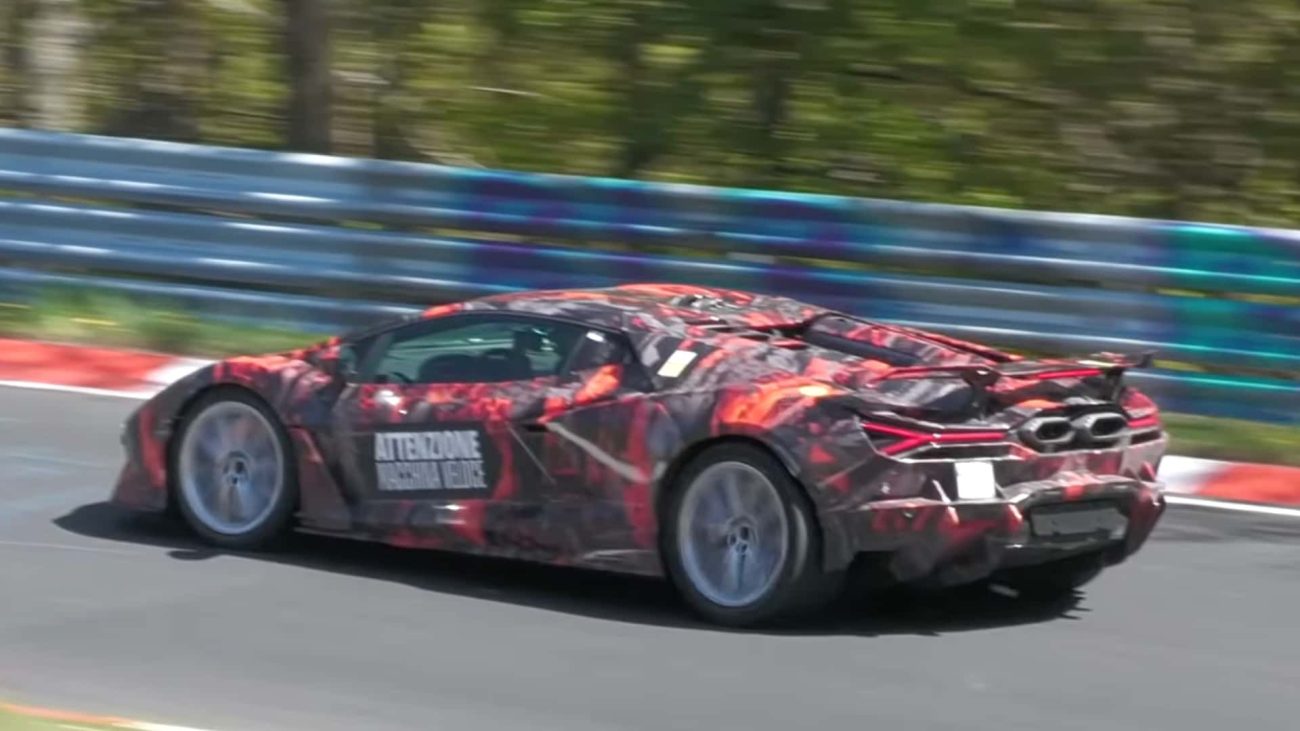 Un Lamborghini Revuelto más potente debería llegar a finales de este año