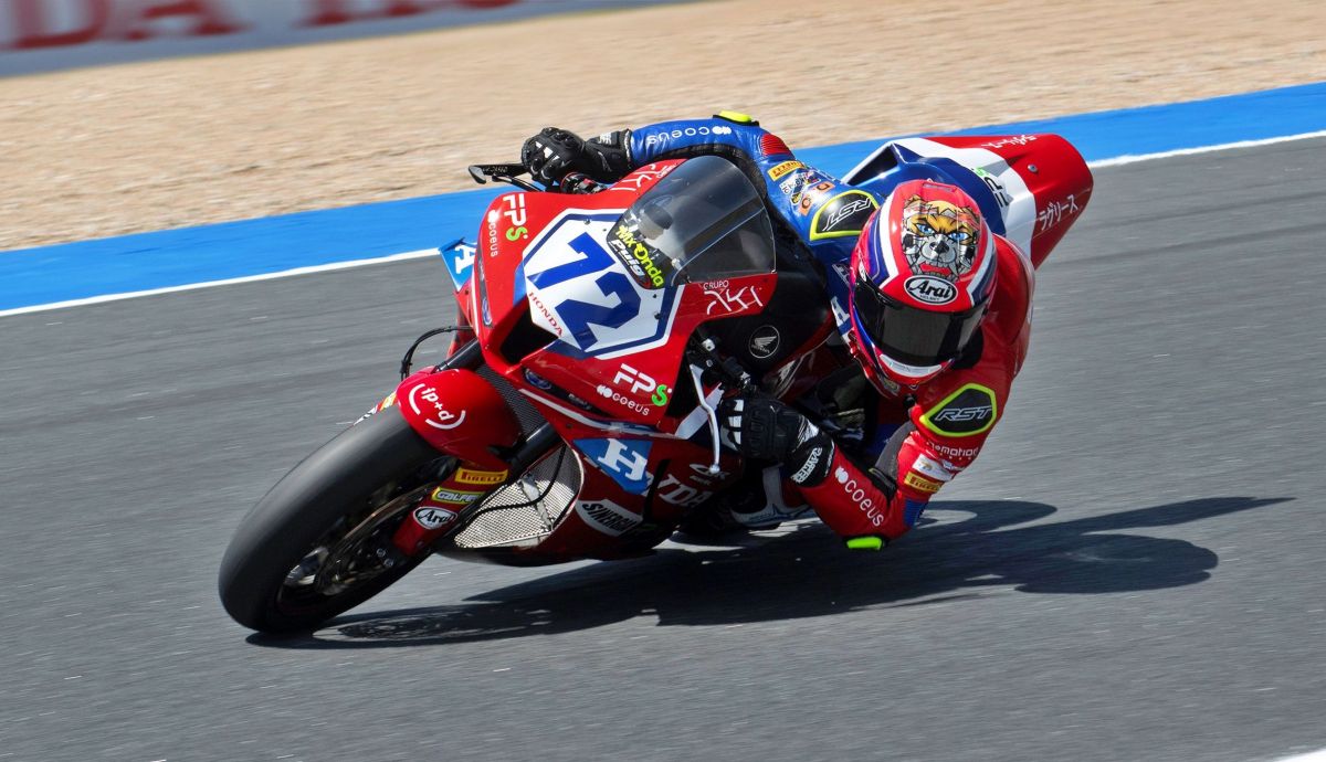 Yeray Ruiz honra a Borja Gómez devolviendo a Honda a la victoria en el Europeo de Stock