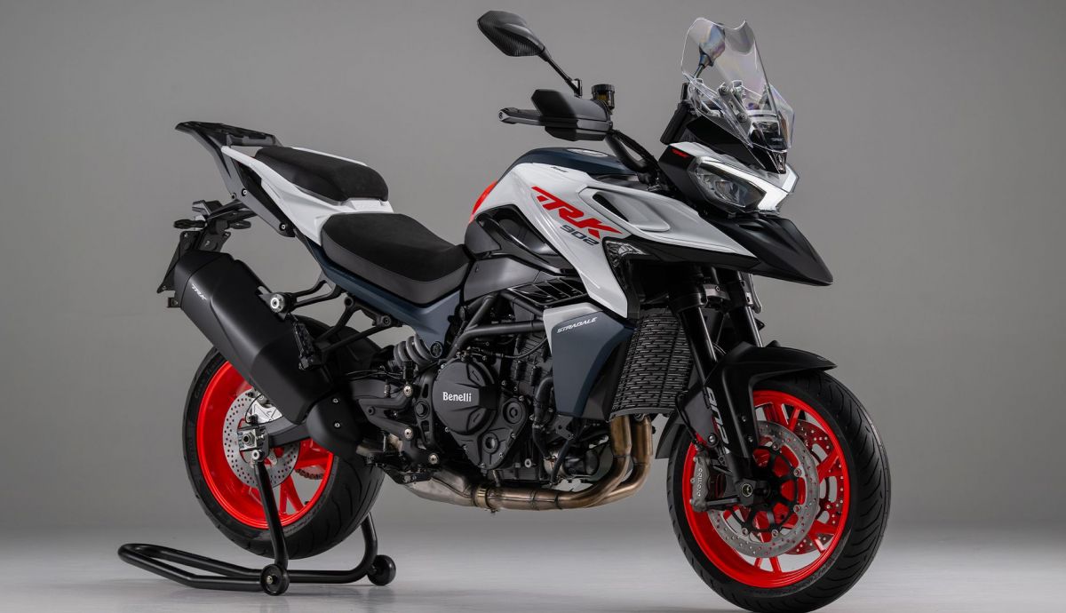 Benelli desvela el equipamiento de la nueva TRK 902