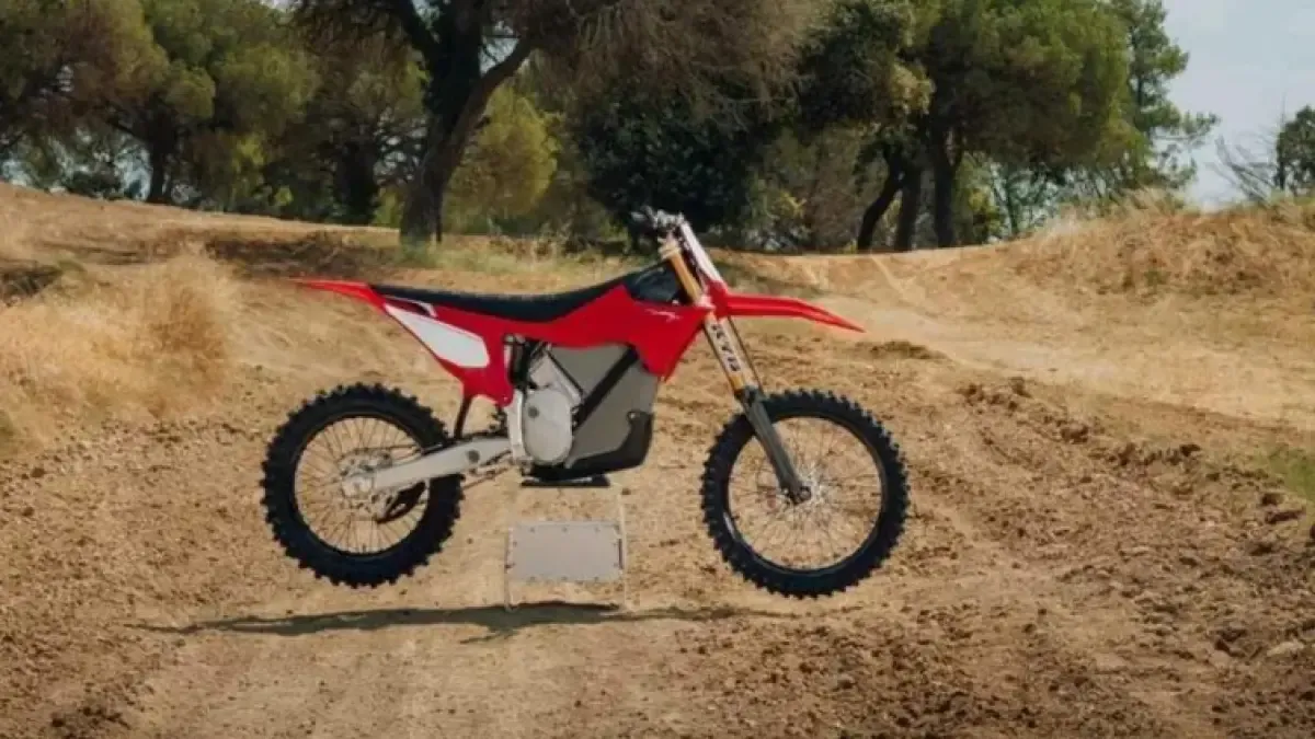 La española Stark riza el rizo con sus Varg MX y EX Factory Edition