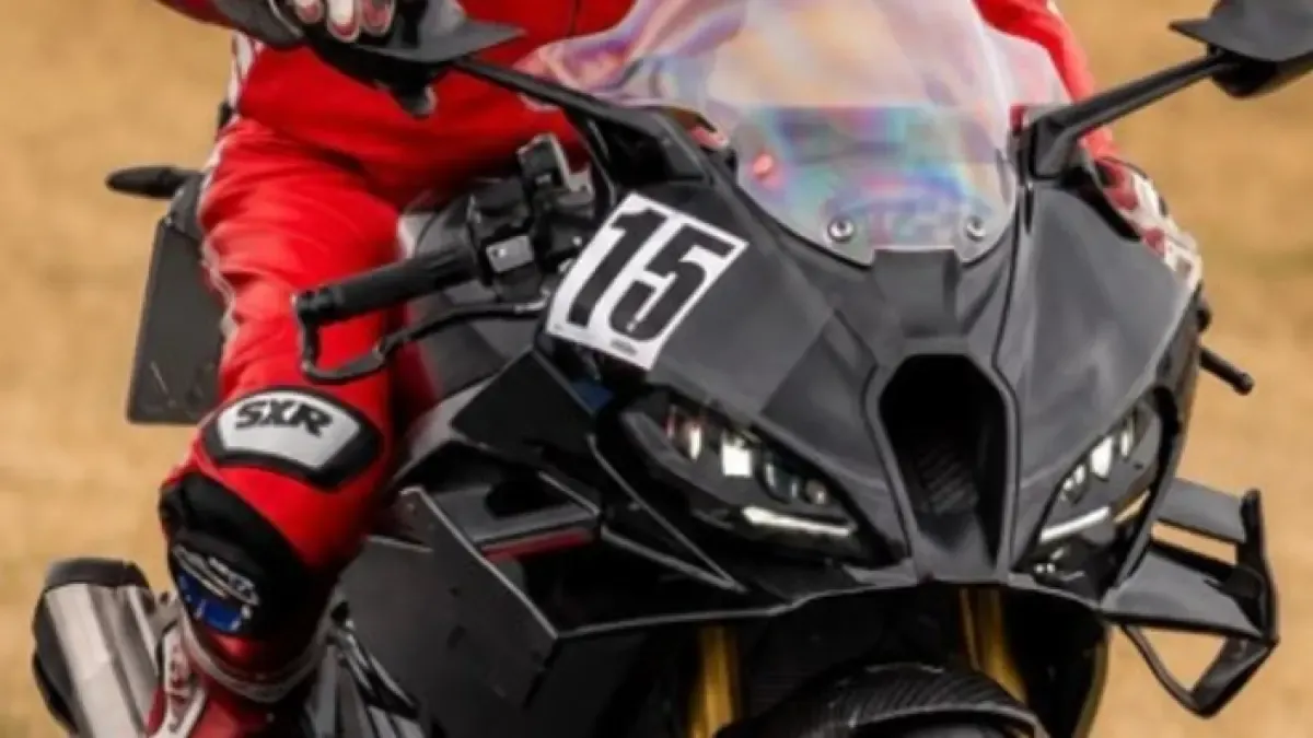 La nueva BMW S 1000 RR 2027, cazada en Nurburgring