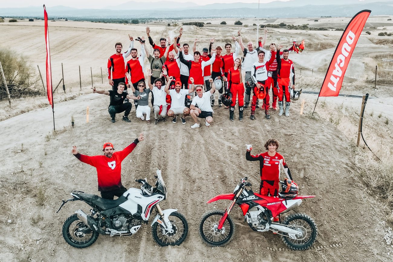 Ducati prepara una ofensiva off-road completa: DesertX, Desmo450 MX y dos nuevas motos en el horizonte