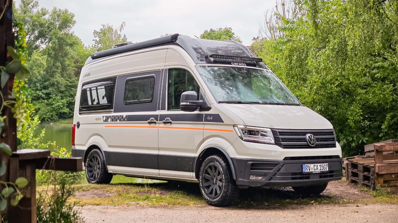 La furgoneta camper Volkswagen 4x4 de aventura con 163 CV, vista de cerca