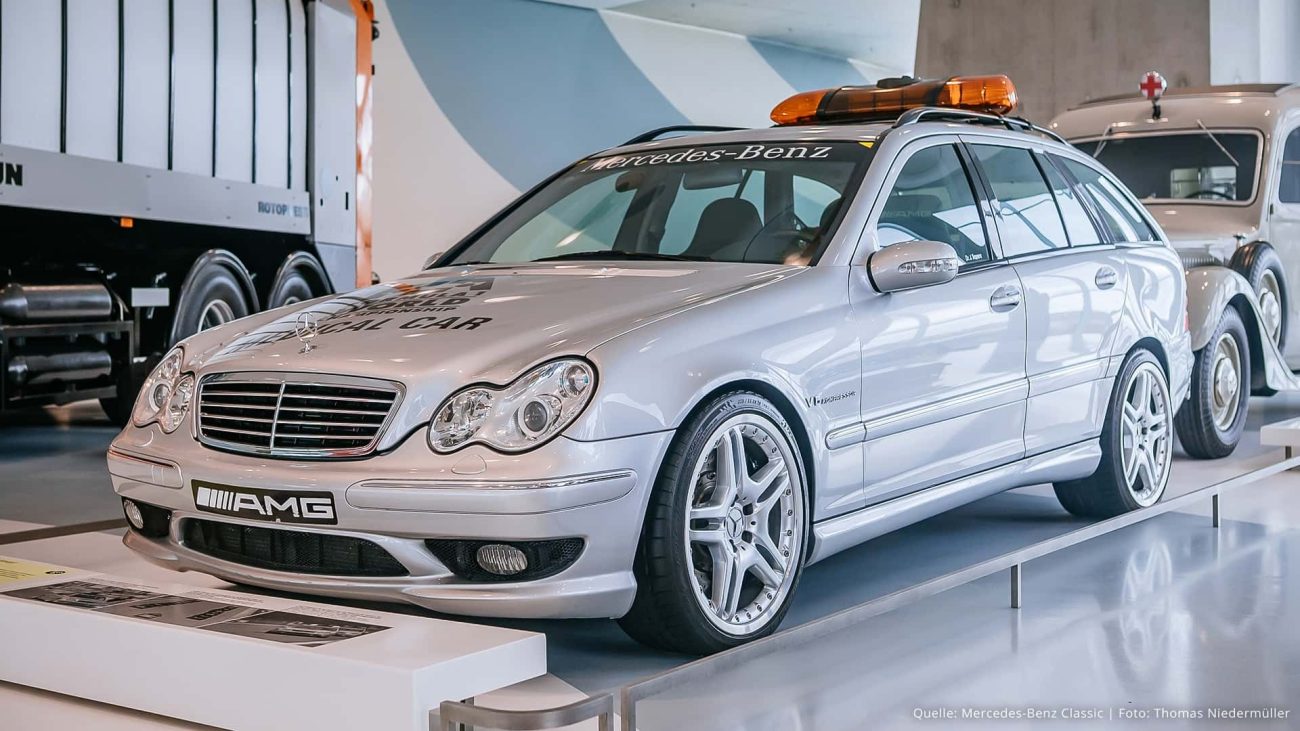 Mercedes-Benz C 32 AMG (2001): este coche médico cumple 25 años