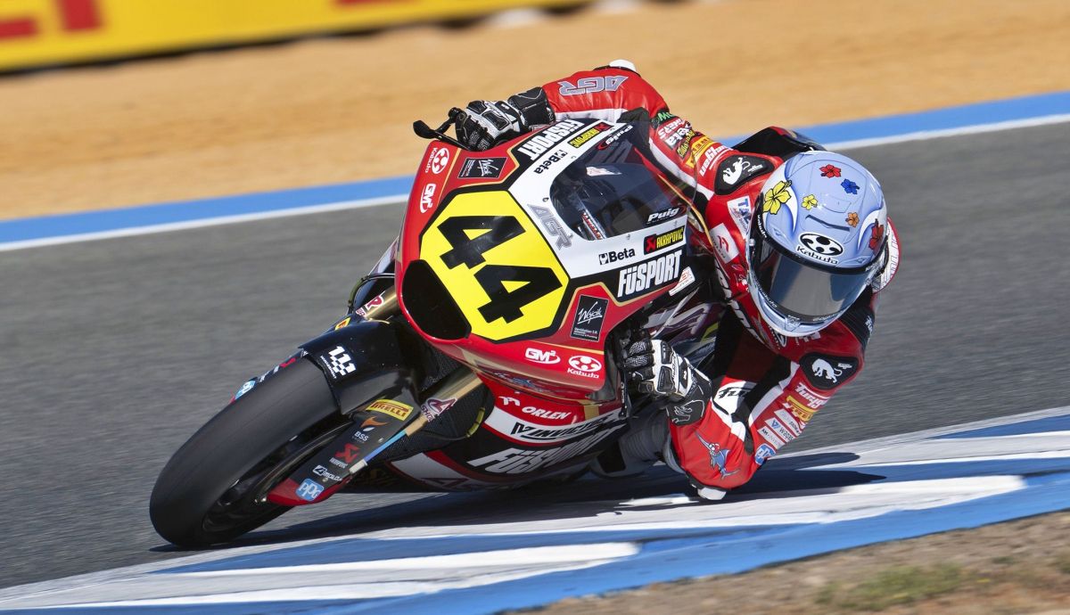 Milan Pawelec se lleva la victoria en Jerez y recupera el liderato del Europeo de Moto2