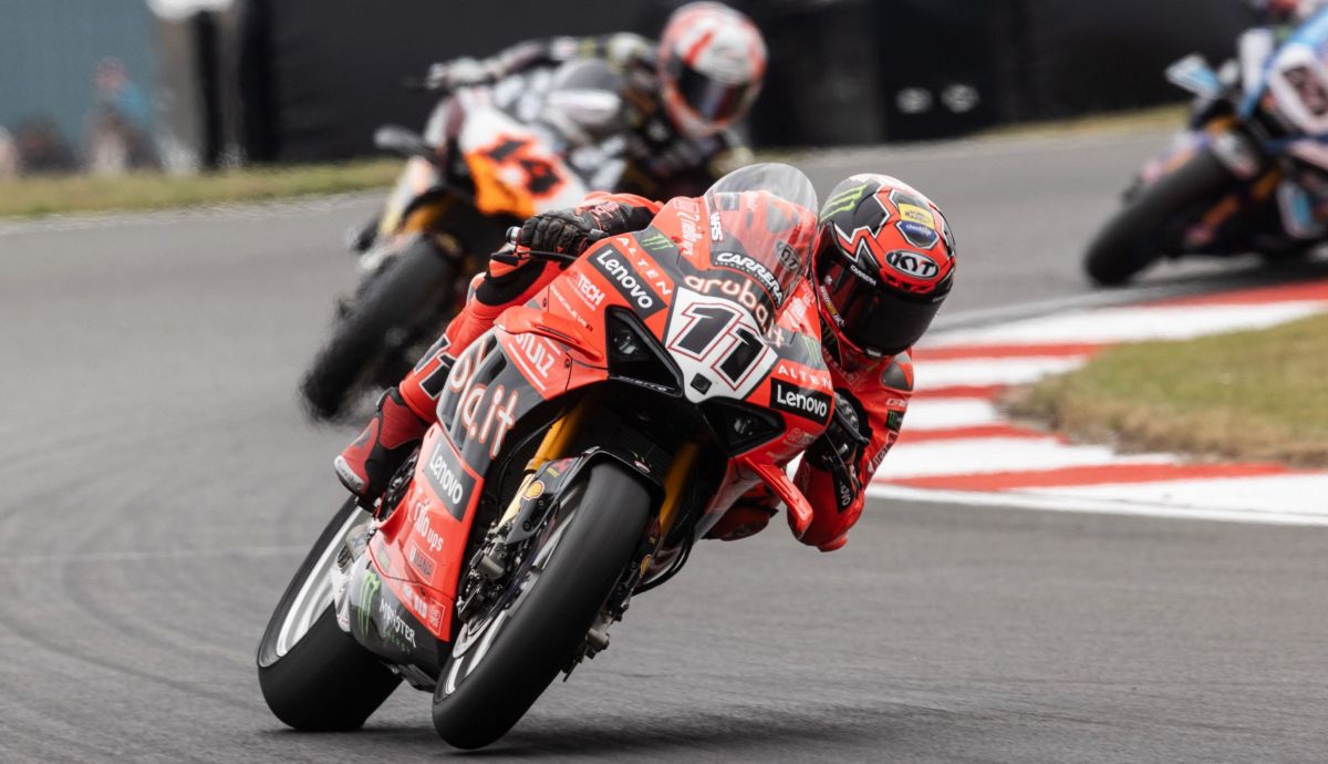 WorldSBK Reino Unido 2026: Horarios, TV y todos los ganadores en Donington Park